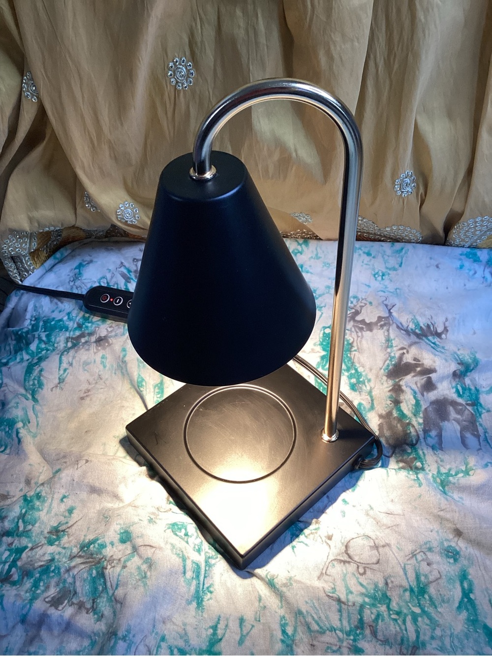 Black and Gold Modern Candle Warmer Lamp EUC